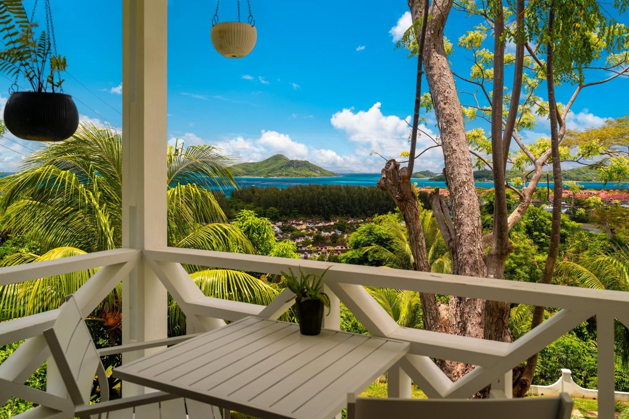 Naturalis - Oceanview Residences Misere